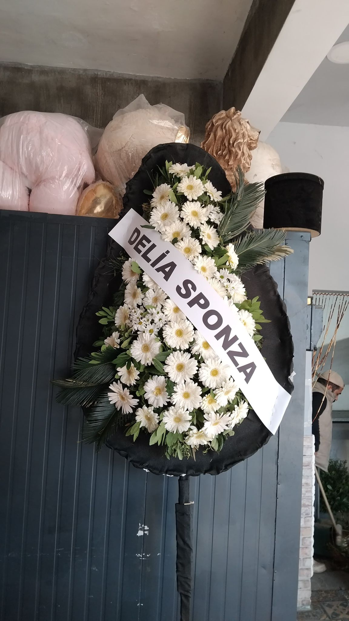 Armut Model Canlı Cenaze Çelenk