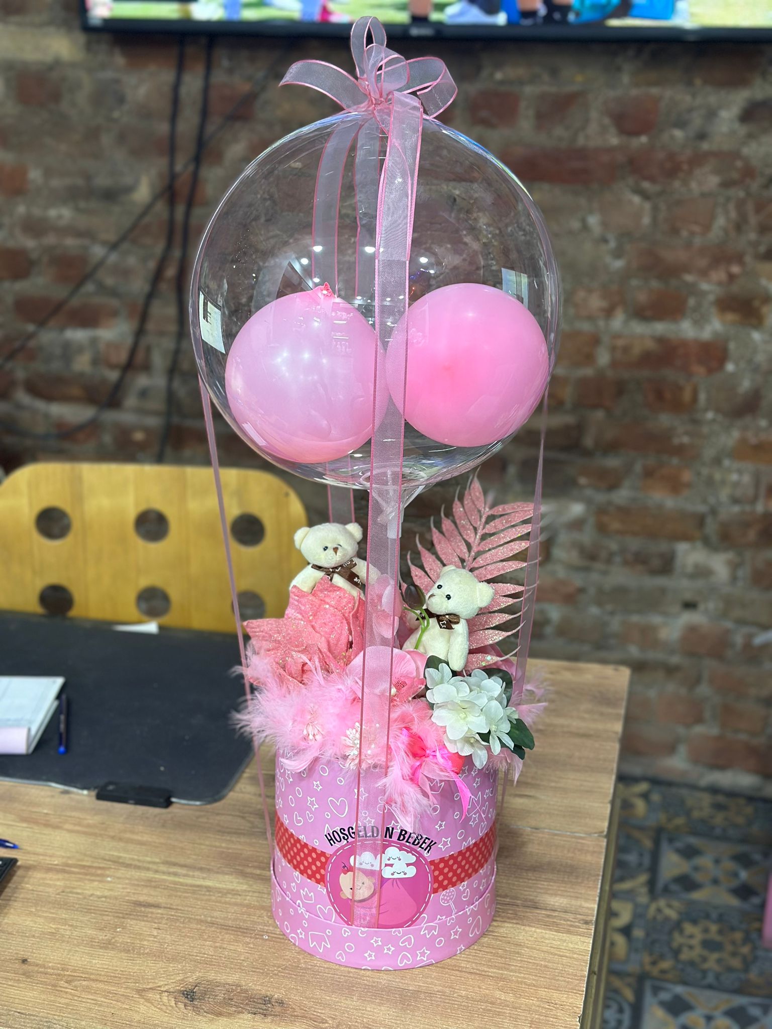 Kalıcı Kız Balonlu Kutu Arajmanı